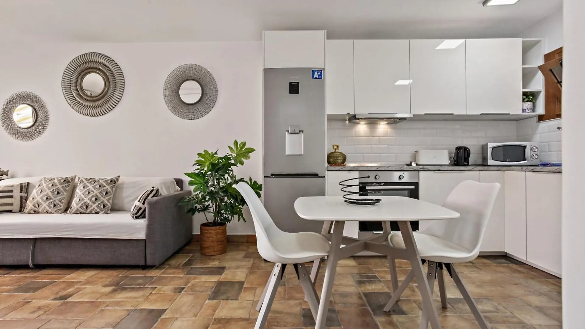 One Bedroom In Costa Adeje Olympus Apartment Playa Feñabe إسبانيا